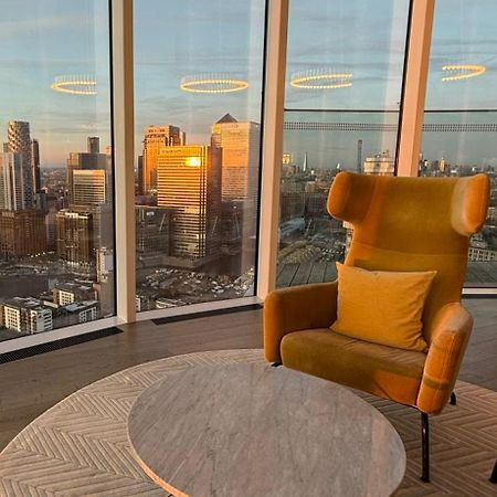 Luxury Modern 2 Bed Flat With Balcony And City View - Canary Wharf City Center ロンドン エクステリア 写真