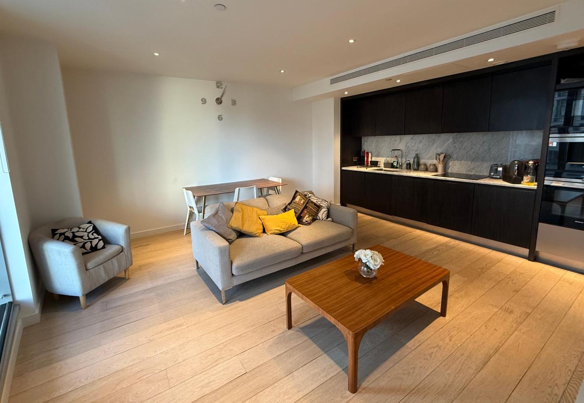 Luxury Modern 2 Bed Flat With Balcony And City View - Canary Wharf City Center ロンドン エクステリア 写真